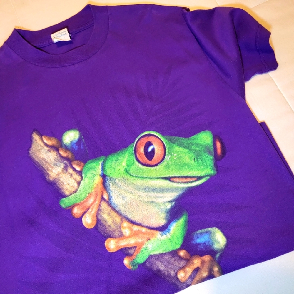 PURPLE VINTAGE T SHIRT